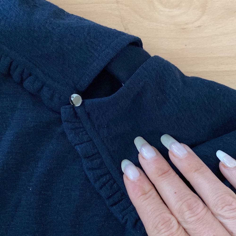 Jcrew Ruffle Top. NWT! - Picture 4 of 4
